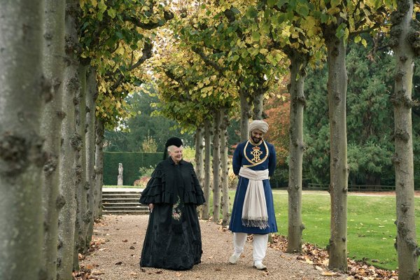 Victoria & Abdul (2017)