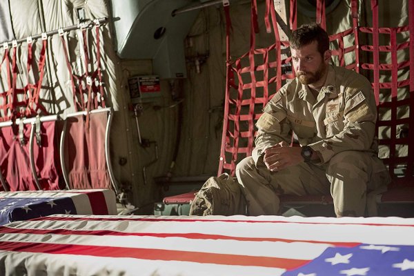 American Sniper หนังเพียงเรื่องเดียวที่ไม่ใช่ภาคต่อหรือแฟรนไชส์ที่เป็นที่ 1 หนังทำเงินสูงสุดของสหรัฐฯ