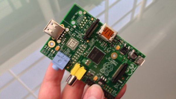 Raspberry Pi (2012)