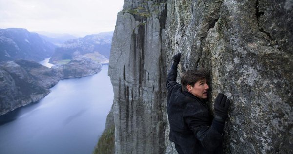 Tom Cruise เตรียมการมารับบทเสี่ยงตายแบบไม่ใช้ตัวแสดงแทนในภาค 7 และ 8