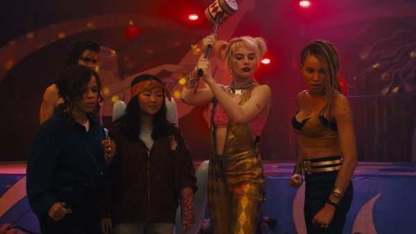 Birds of Prey (And the Fantabulous Emancipation of One Harley Quinn)