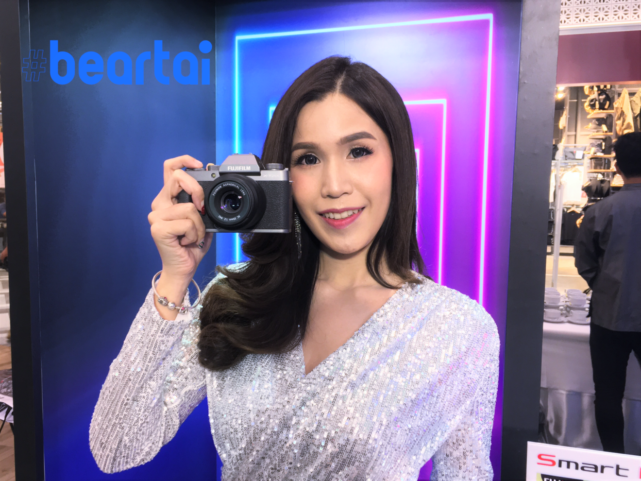 Fuji X-T200 เปิดตัว