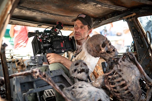 ผู้กำกับ Zack Snyder ในกองถ่าย Army of the Dead