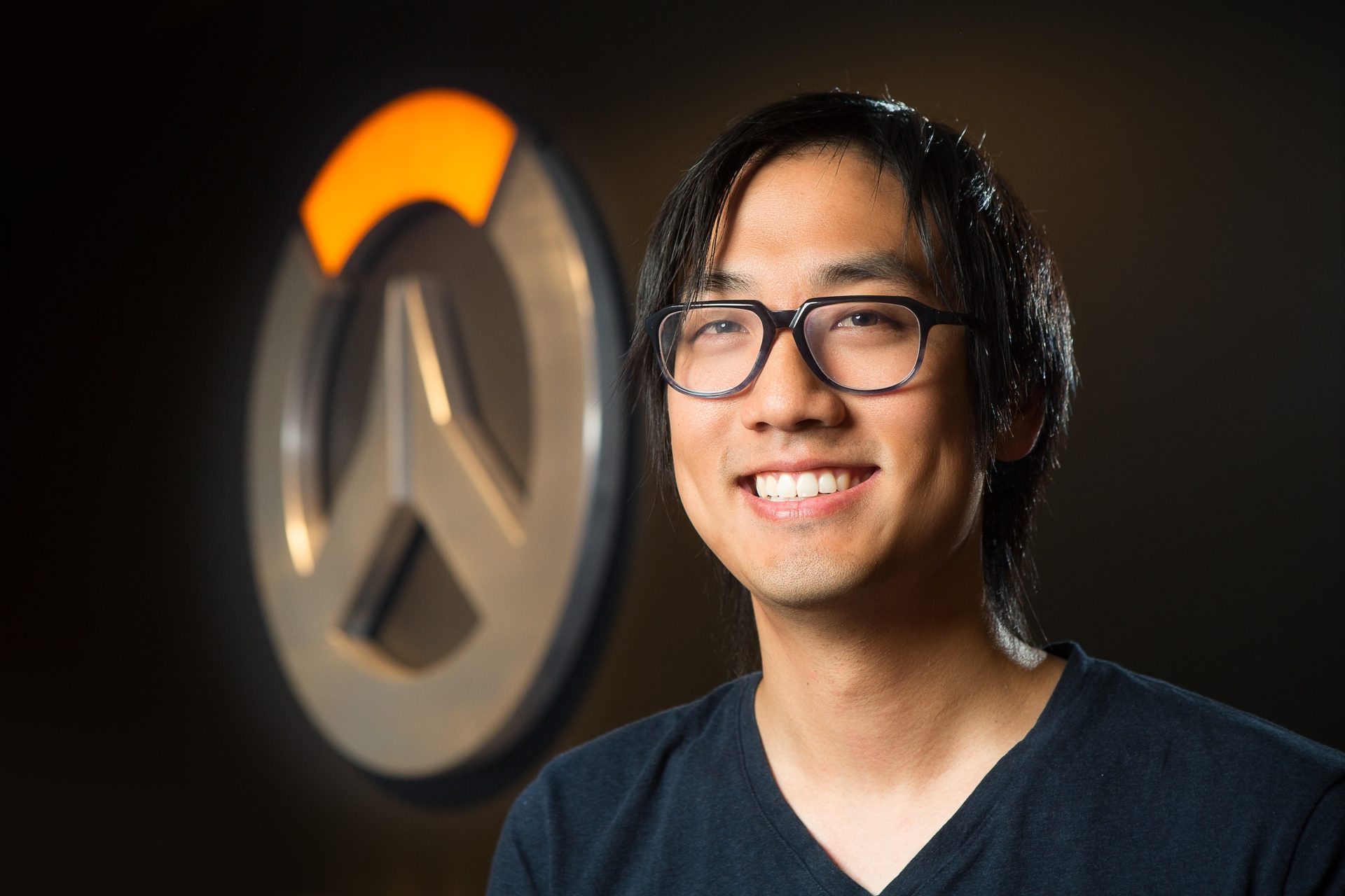 Michael Chu หัวหน้าทีมนักเขียนของ Overwatch ประกาศลาออกจาก Blizzard Entertainment