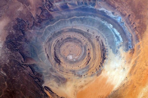 ภาพทะเลทราย Sahara ที่ Richat Structure, Mauritania