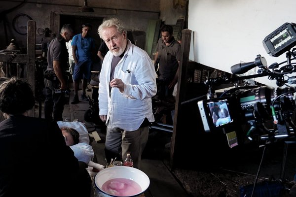 คุณปู่ Ridley Scott ที่อายุ 83 ปีแล้วในวันนี้ 