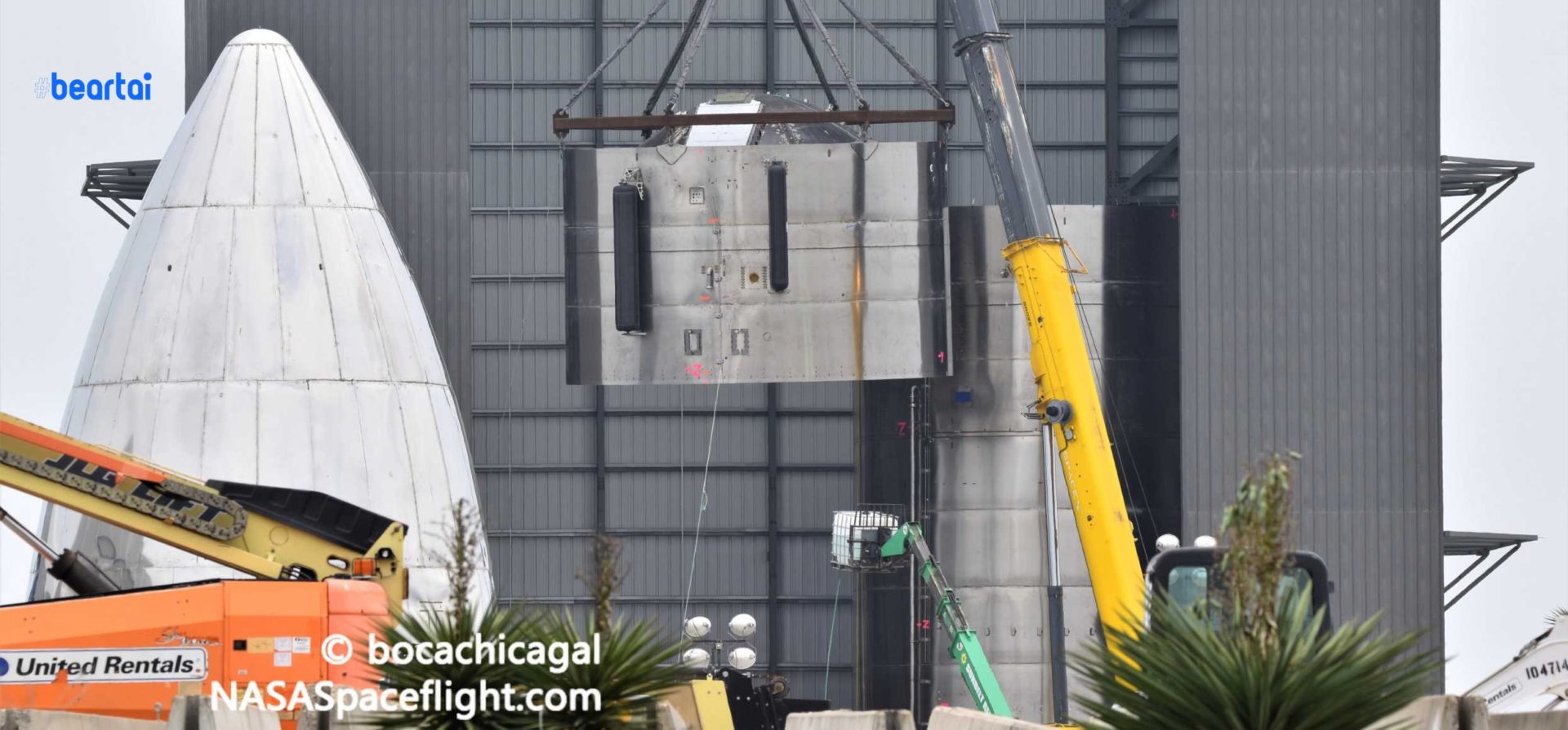 ต้นแบบ SpaceX Starship SN4 กำลังประกอบอย่างรวดเร็วหลัง SN3 ทดสอบแรงดันล้มเหลว