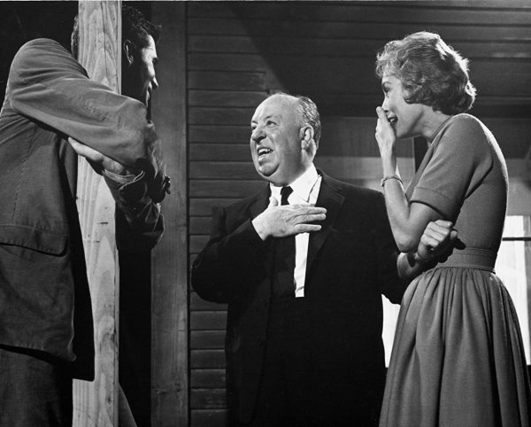 ผู้กำกับ Alfred Hitchcock ในกองถ่าย