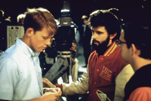 George Lucas กำกับผู้กำกับ Ron Howard ที่ตอนนั้นยังเป็นนักแสดงอยู่ ใน American Graffit (1973)