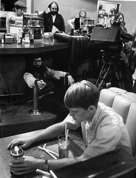 George Lucas กำกับผู้กำกับ Ron Howard ที่ตอนนั้นยังเป็นนักแสดงอยู่ ใน American Graffit (1973)