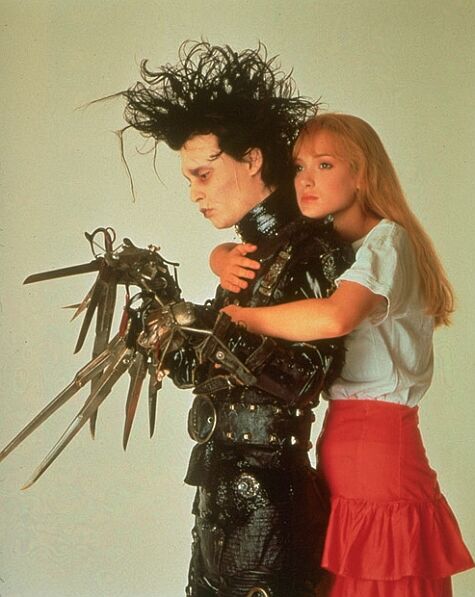 Depp และ Ryder ใน Edward Scissorshands (1990)