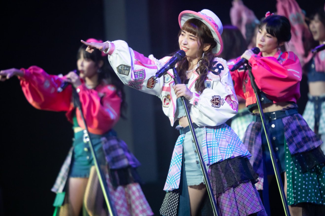 เจนนำทัพ BNK48 Wonderland เปิดใหญ่ Heavy Rotation