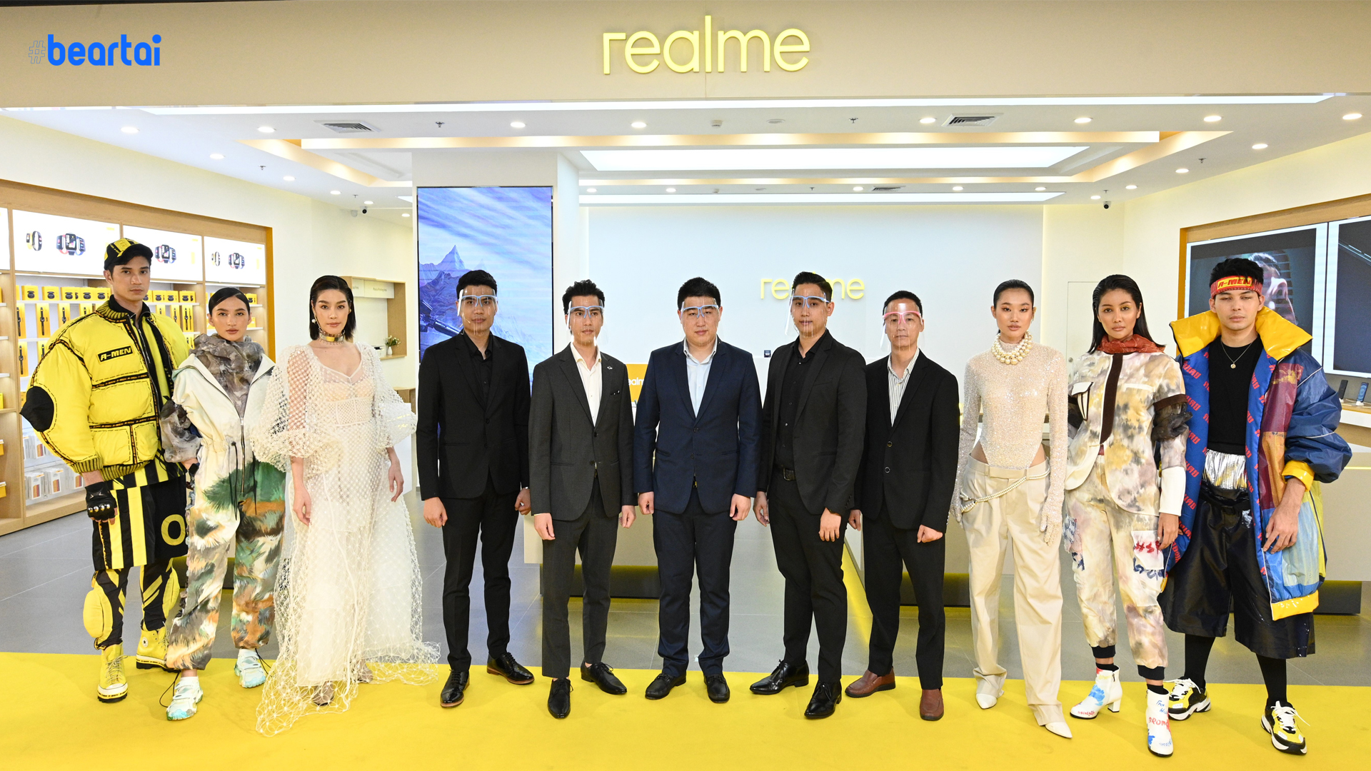 เปิดตัวแล้ว realme Flagship store แห่งแรก และเปิดตัว realme X50 5G ราคาแค่ 12,990 บาท
