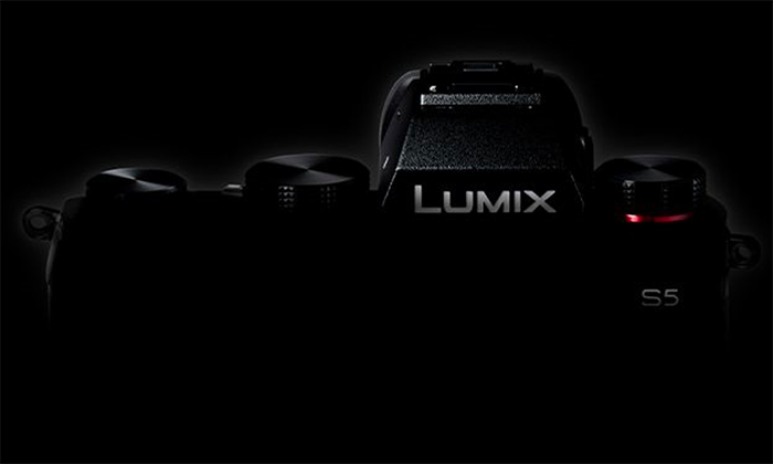 Panasonic LUMIX S5