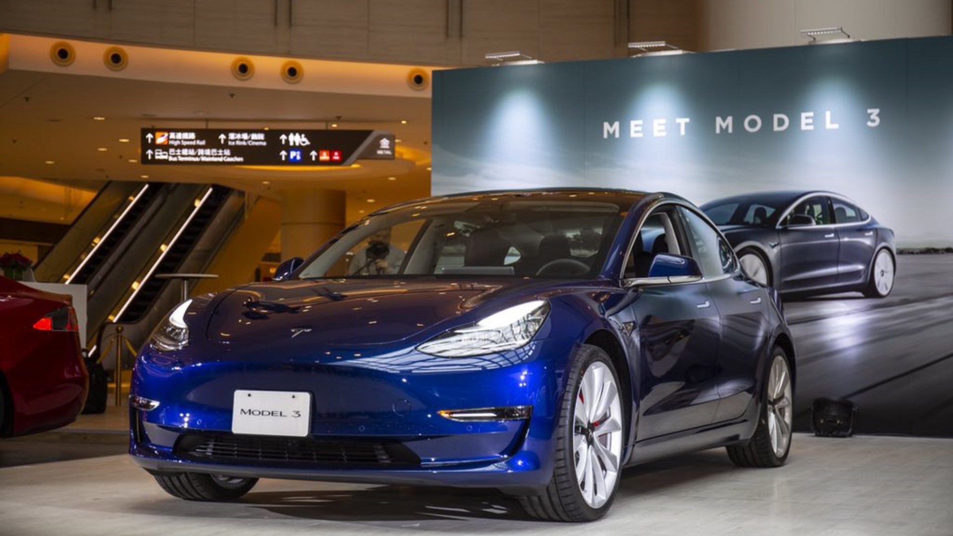 Tesla เผยจะส่งออกรถยนต์ซีดานไฟฟ้า Model 3 ที่ผลิตในจีนรุกตลาดยุโรป