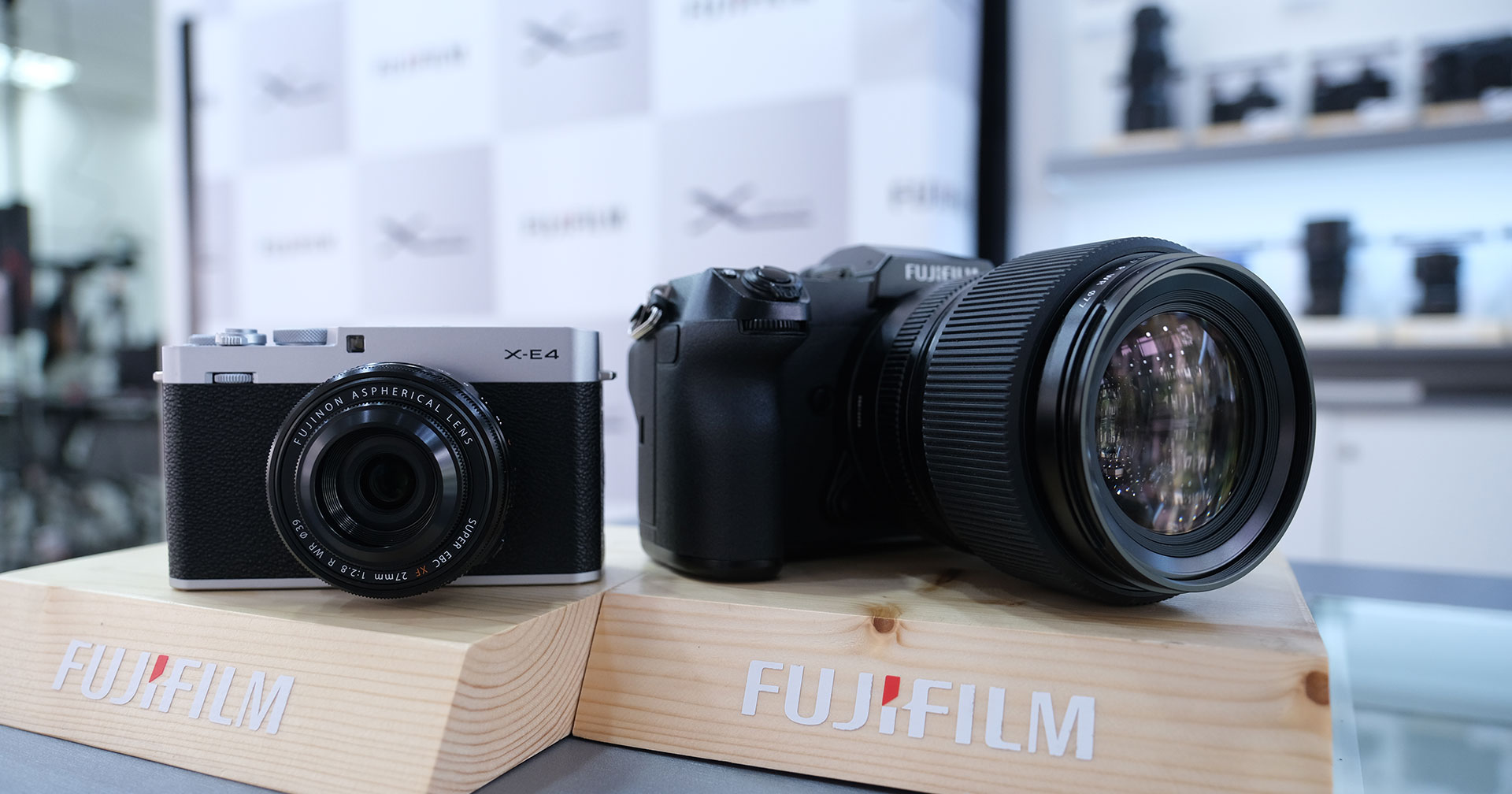 เปิดตัว Fujifilm GFX100S มีเดียมฟอร์แมต และ X-E4 กล้องดีไซน์คลาสสิก เริ่มต้น 28,990 บาท