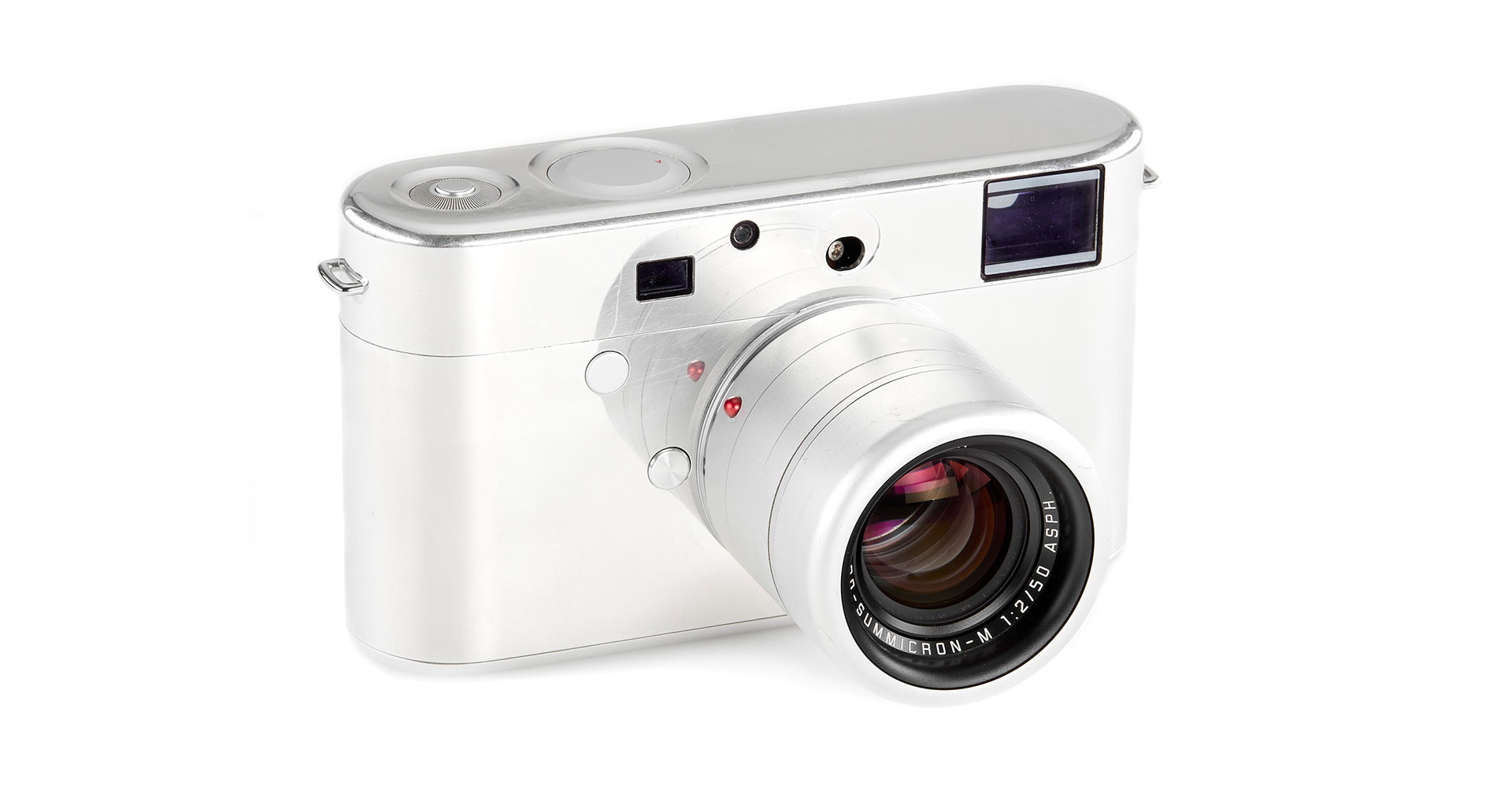 เปิดประมูลกล้อง Leica Prototype ที่ออกแบบโดย Jony Ive และ Marc Newson คาดอาจประมูลได้มูลค่ากว่า 7,800,000 บาท!