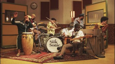 Bruno Mars และ Anderson .Paak แชร์วิดีโอเพลง  “Leave the Door Open” ซิงเกิลแรกจากโพรเจกต์ ‘Silk Sonic’