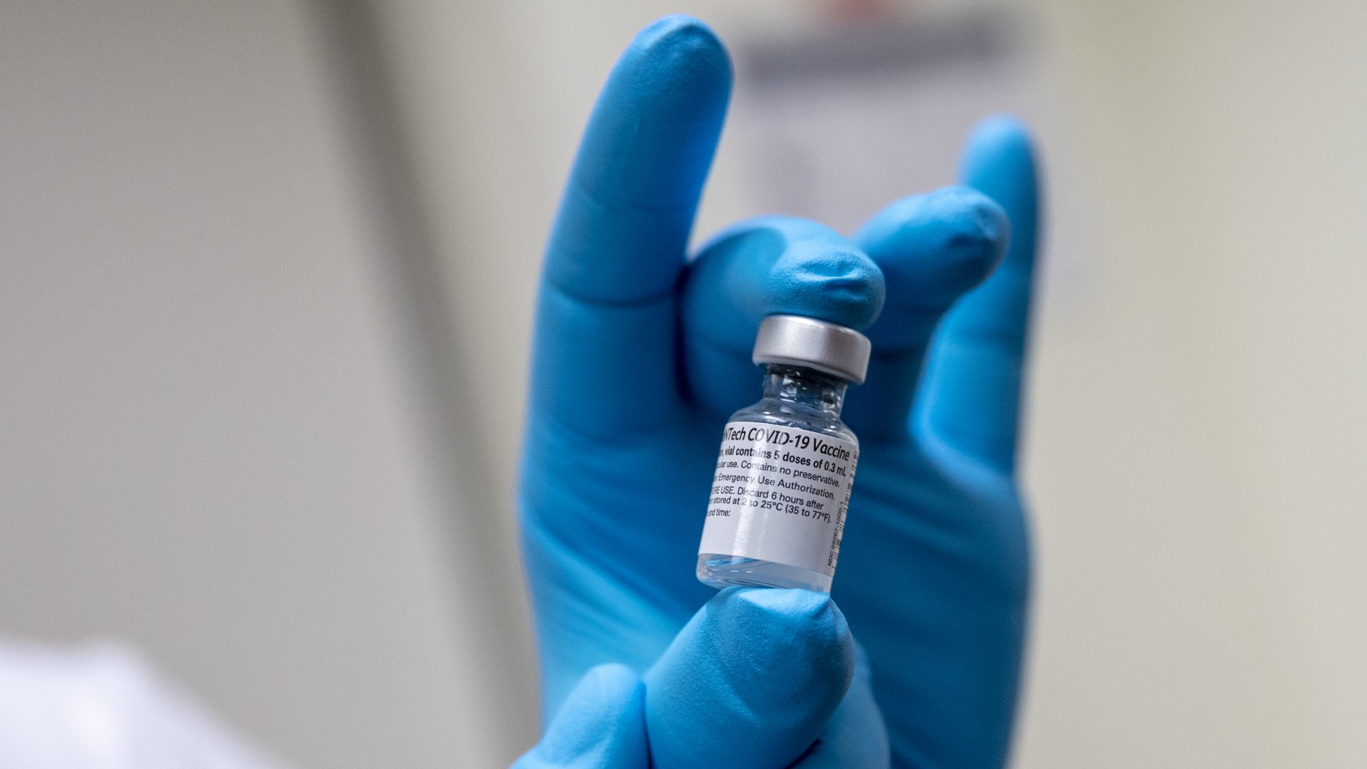 ไฟเซอร์ยื่นขออนุญาตขึ้นทะเบียนวัคซีนป้องกันโควิด – 19 แบบสมบูรณ์ต่อ อ.ย. สหรัฐฯ