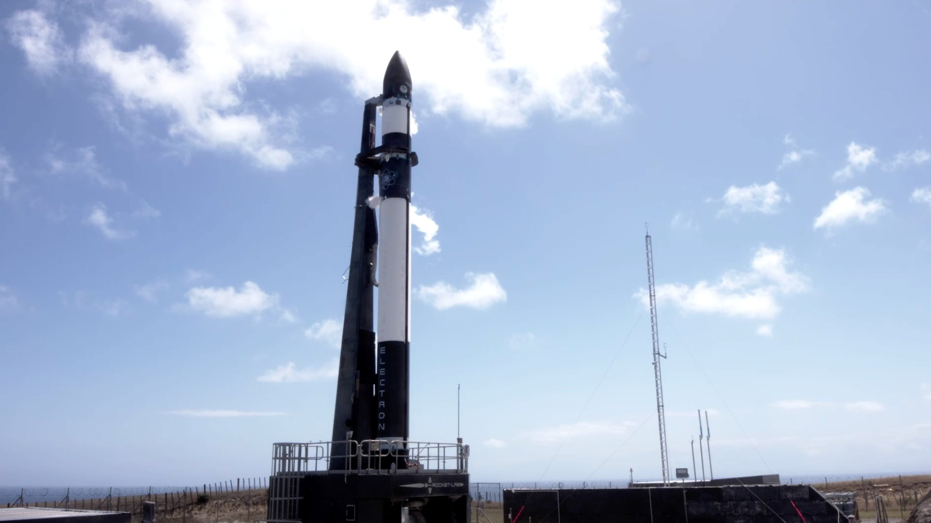Rocket Lab จะปล่อย 2 ดาวเทียม BlackSky ด้วยจรวดที่นำกลับมาใช้ใหม่ในเดือนพฤษภาคม