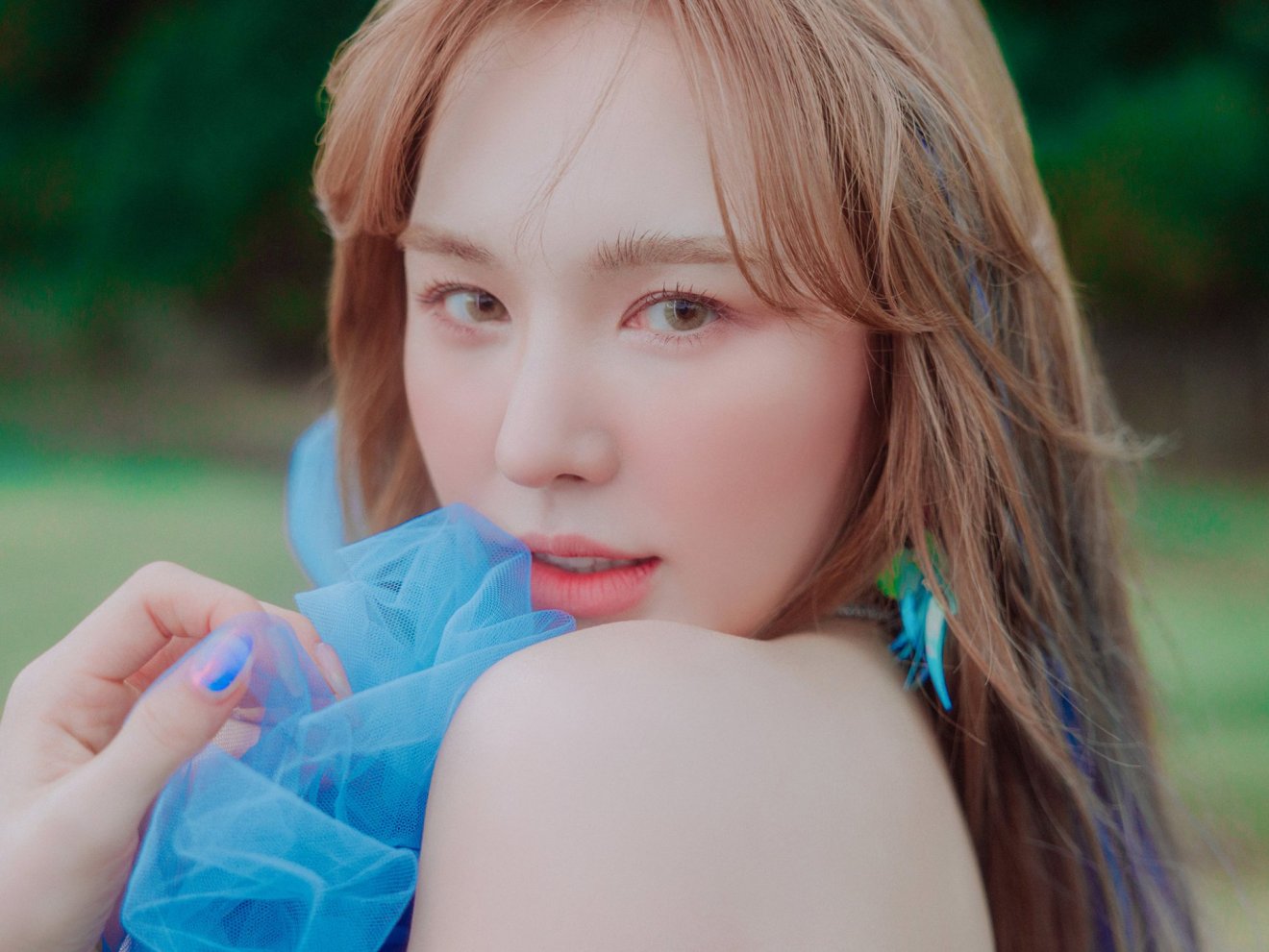 ‘Like Water’ มินิอัลบั้มแรกจาก Wendy อัลบั้มดี ๆ ที่จะฮีลให้เราชุ่มฉ่ำใจ