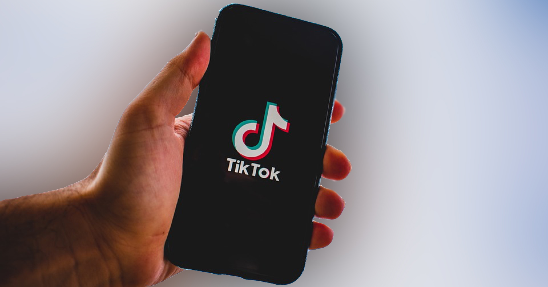 Tiktok เปิดตัวแอปเล่นผ่านสมาร์ตทีวี ดูกันแบบเต็มตา