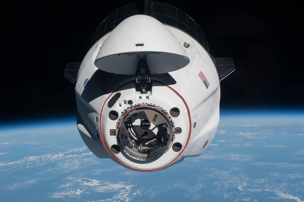 NASA สั่งระงับโครงการ 2,900 ล้านเหรียญของ SpaceX หลังเกิดการประท้วงจากคู่แข่ง