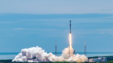 SpaceX ปล่อยดาวเทียม GPS III SV05 ของกองทัพอวกาศสหรัฐฯ
