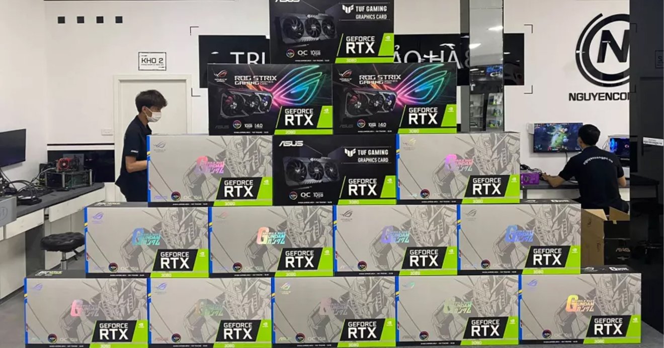 RTX 3080 Limited Edition Gundam ถูกนำไปใส่ขายใน Rig ขุด Prebuilt ที่เวียดนาม