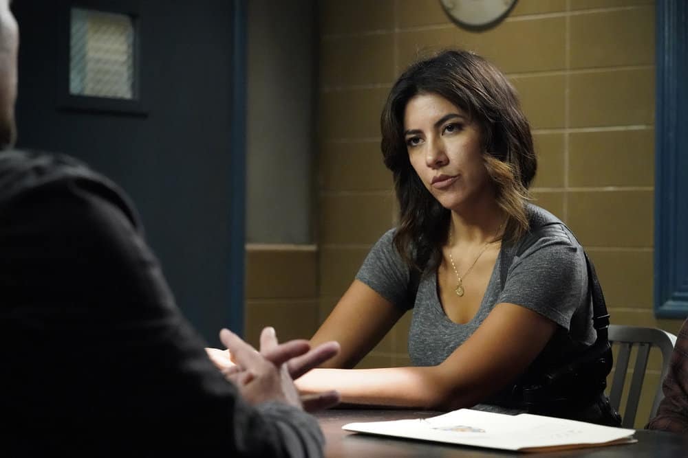 Beartai Buzz Stephanie Beatriz พากย์ BATWOMAN ในหนัง CATWOMAN:HUNTED