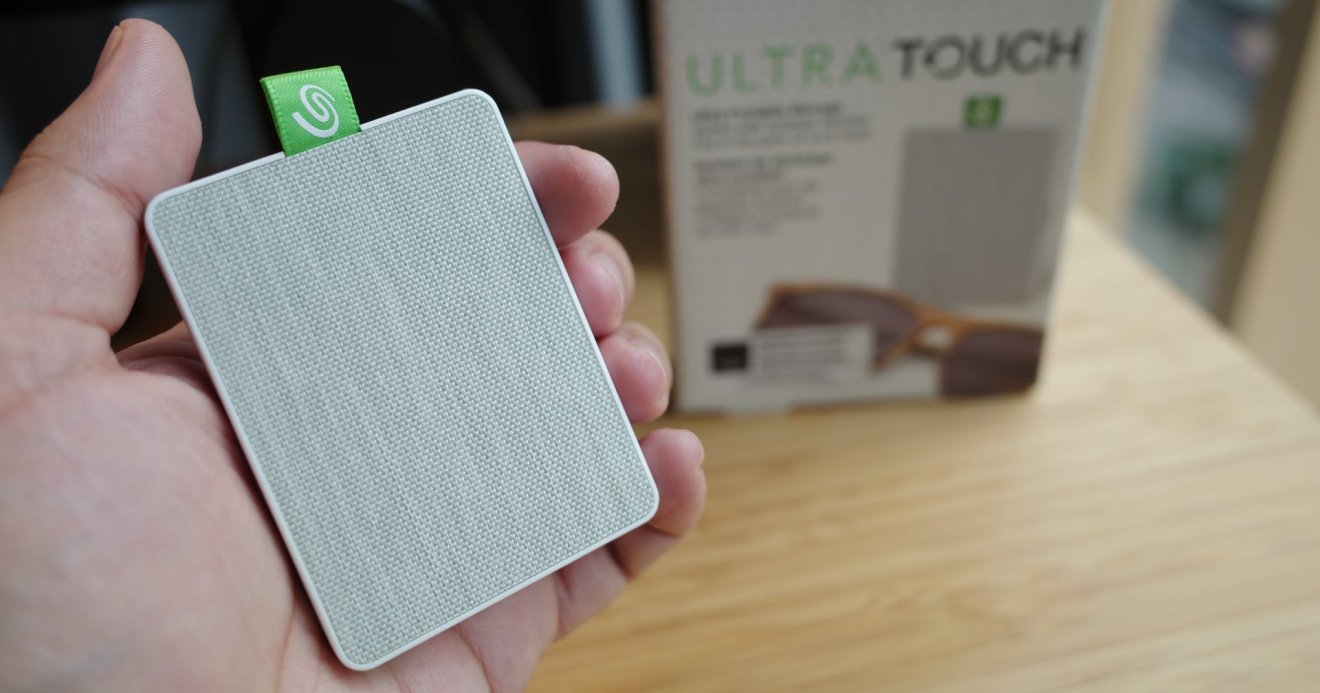 รีวิว Seagate UltraTouch SSD พกพาง่าย ราคาประหยัด