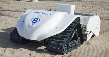 BeBot หุ่นยนต์ช่วยเก็บขยะพลาสติกบนชายหาด ขับเคลื่อนด้วยพลังงานไฟฟ้า 100%