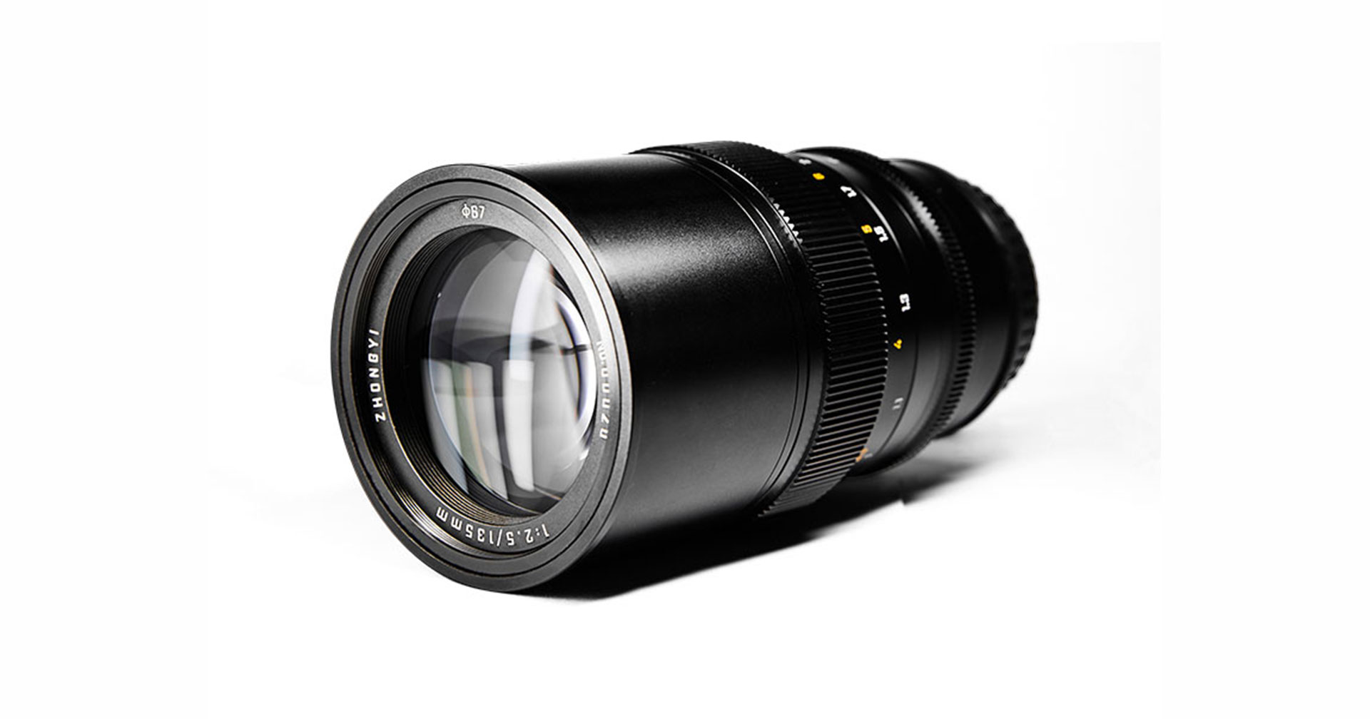 เปิดตัว Mitakon 135mm F2.5 เลนส์มือหมุนสาย portrait สำหรับกล้อง DSLR และมิเรอร์เลส