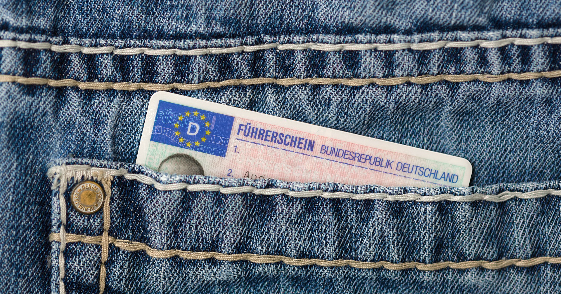 ผู้ใช้ iPhone ในเยอรมนี สามารถเก็บใบขับขี่ในรูปแบบดิจิทัลด้วยแอป ID Wallet ได้