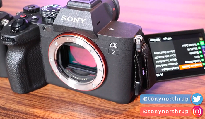 Sony a7IV