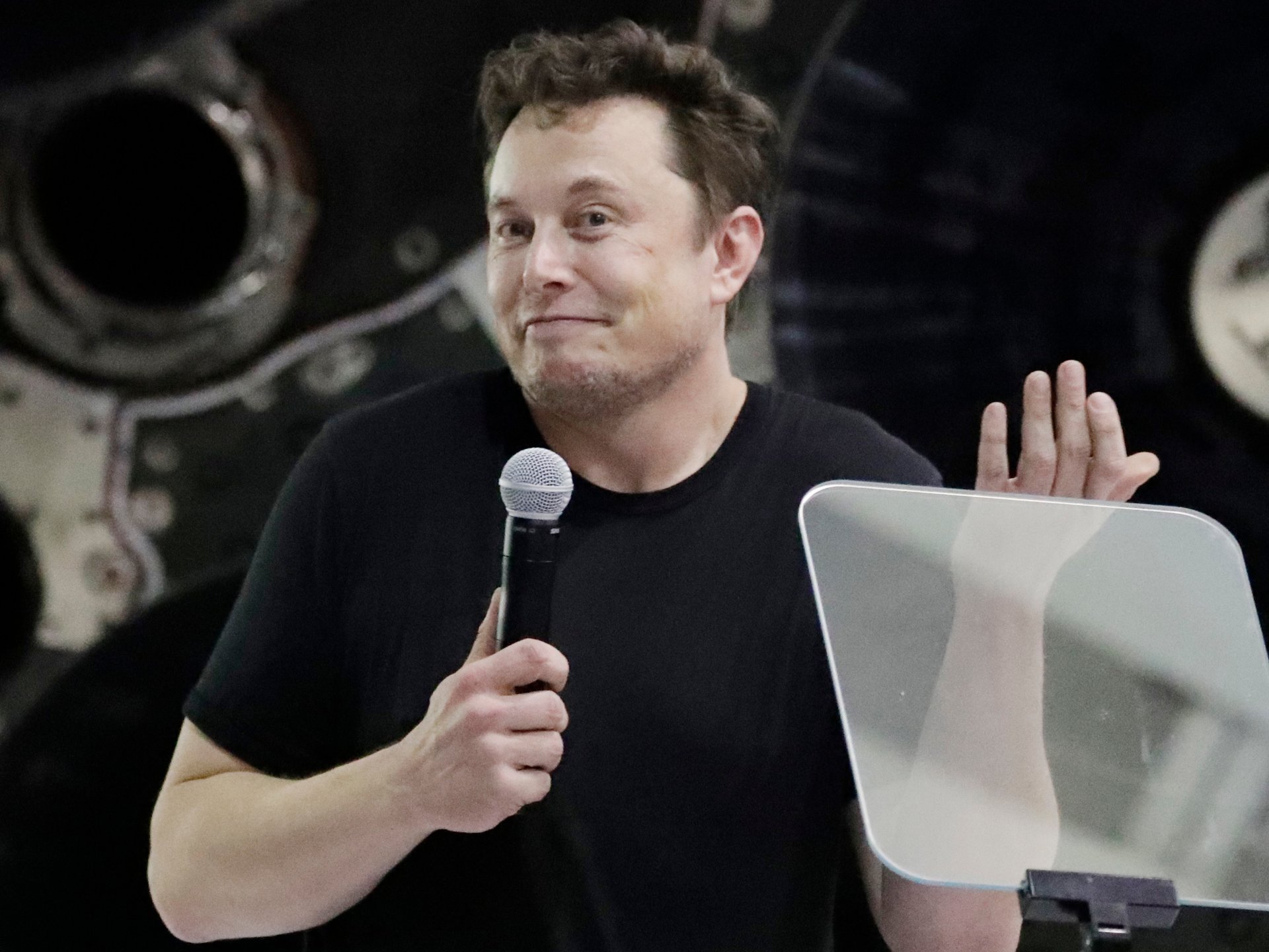 ใจเย็น! อีลอน มัสก์บอกพนักงาน Tesla ไม่ต้องเร่งทำยอดขนส่งรถก็ได้