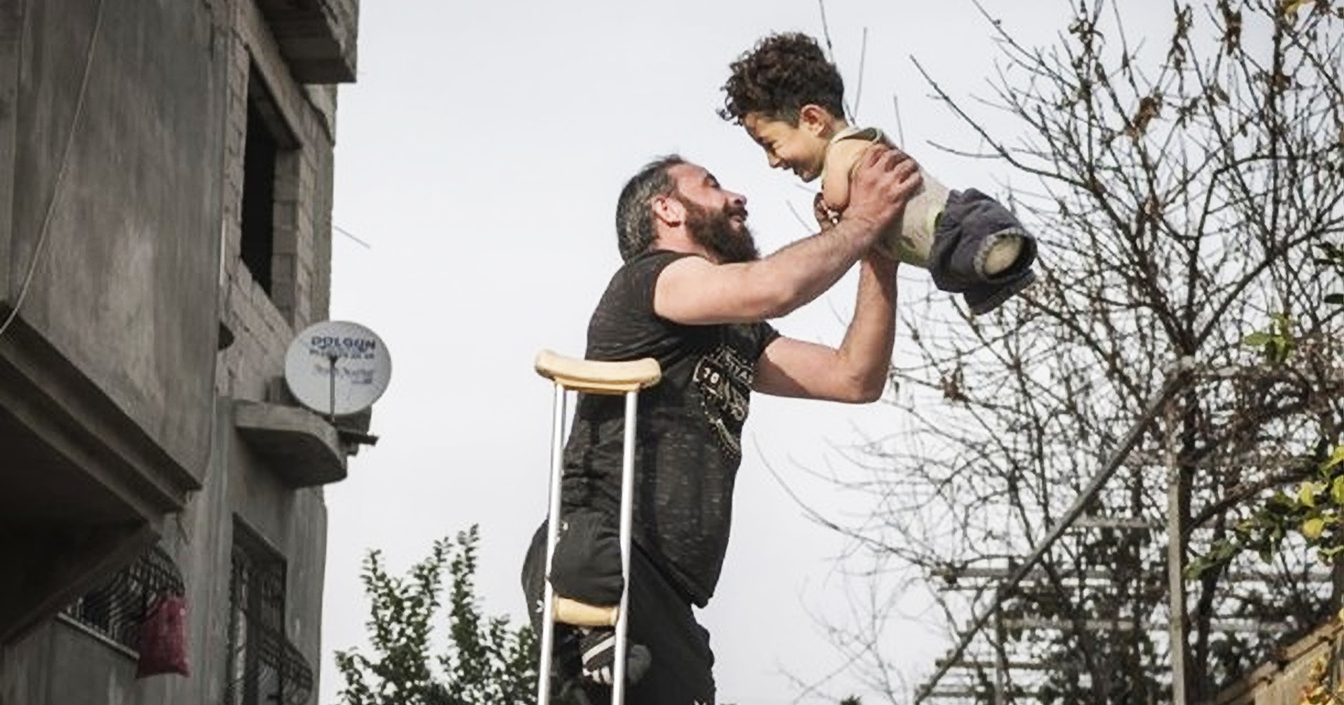 “Hardship of Life” ภาพชนะเลิศรางวัล photo of the year จากเวที SIPA