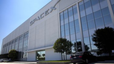 มีรายงานพบผู้ติดเชื้อโควิด – 19 ในสถานที่ทำงานของ SpaceX ที่ลอสแองเจลิส 132 ราย