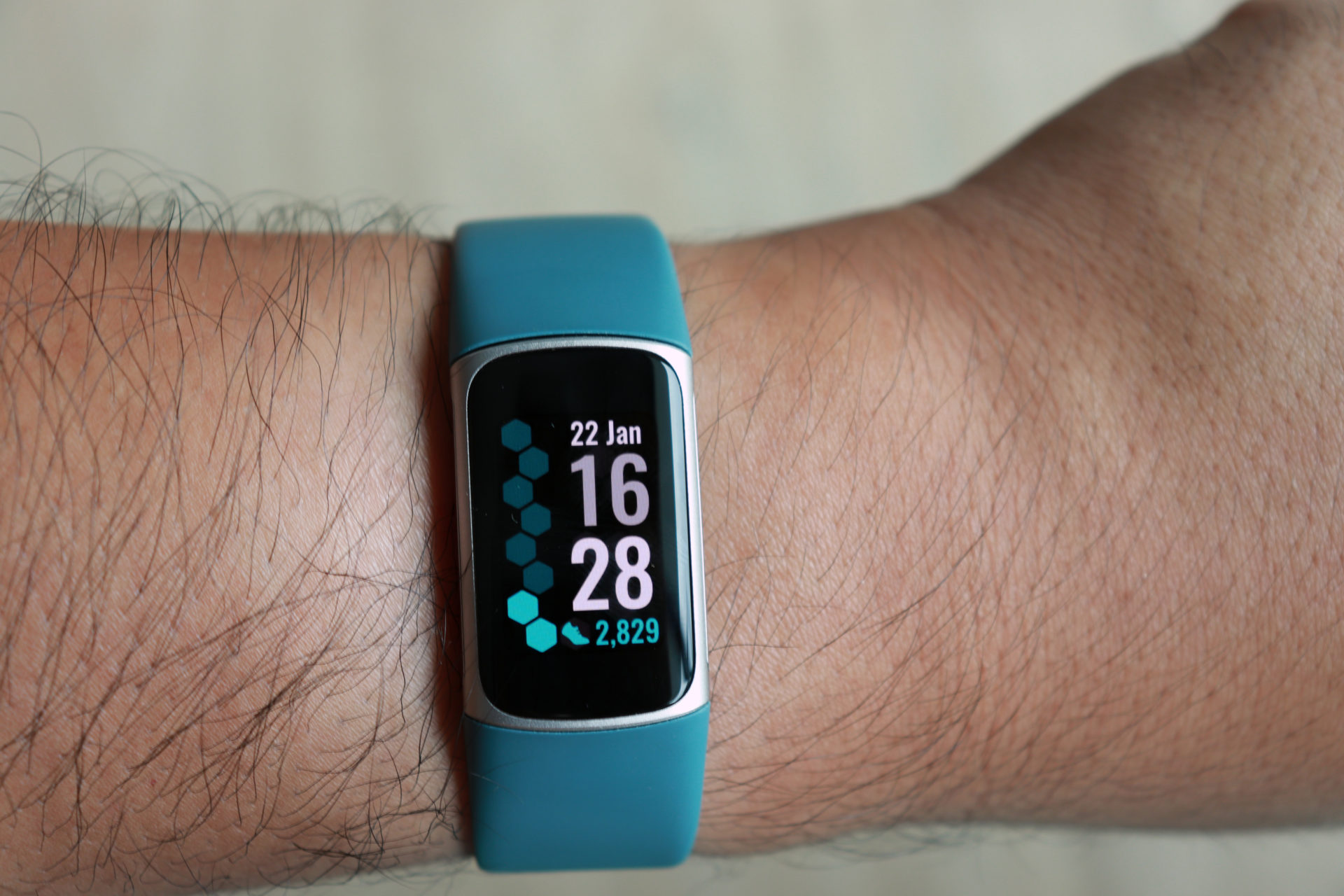 รีวิว ‘Fitbit Charge 5’ สายรัดข้อมืออัจฉริยะ เพื่อนักวิ่งมืออาชีพ