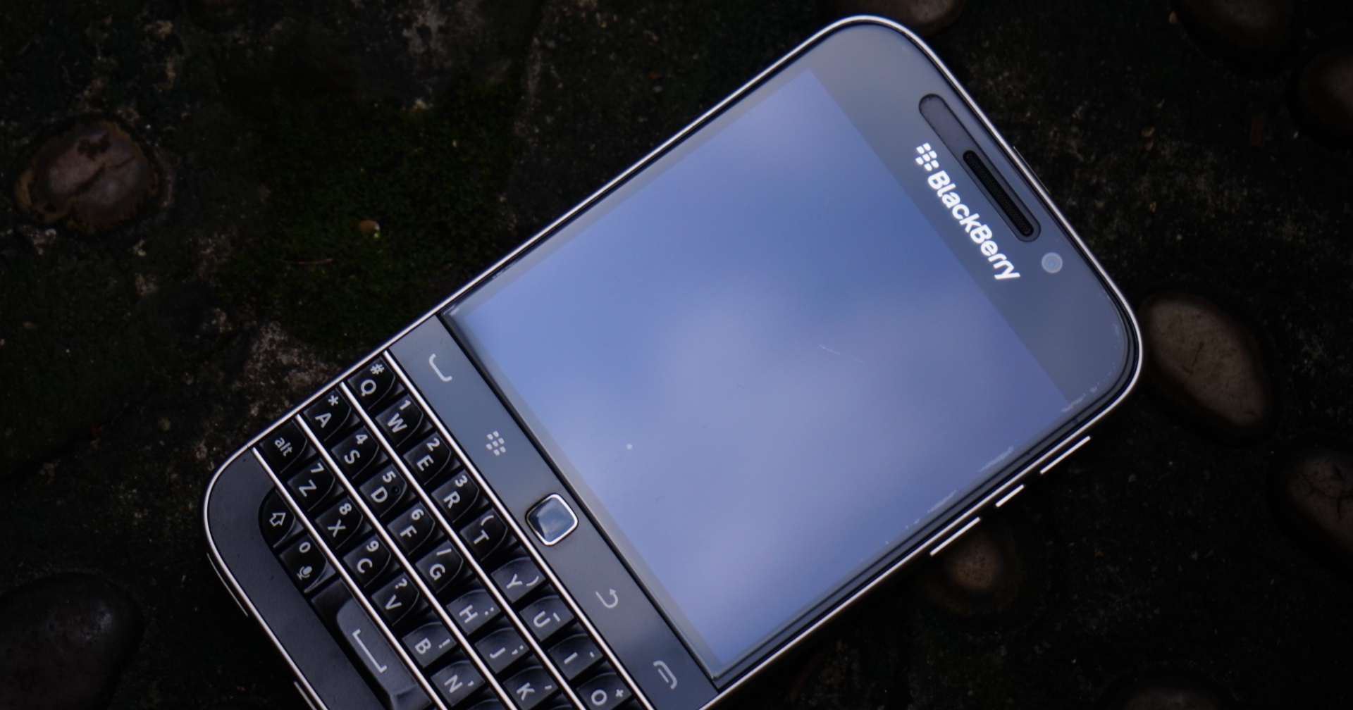 Blackberry ประกาศหยุดซัปพอร์ตสมาร์ตโฟนดั้งเดิม