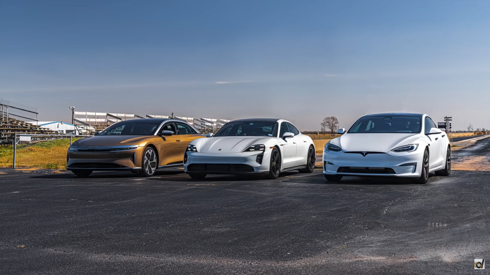 เมื่อนำ Tesla Model S, Lucid Air และ Porsche Taycan มาวิ่งแข่งทางตรง