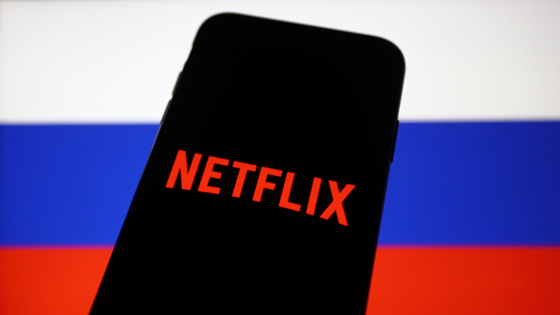 Netflix หยุดให้บริการในรัสเซีย ก่อนปล่อยสารคดียูเครน ให้ดูฟรีบน YouTube