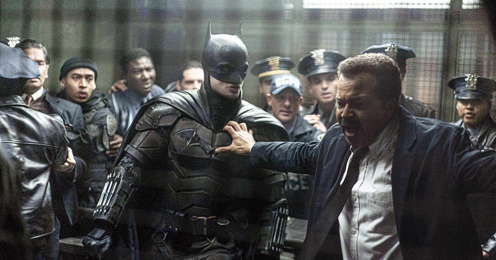 ‘The Batman’ ครองอันดับ 1 บ็อกซ์ออฟฟิศ 2 สัปดาห์ซ้อน : ทั่วโลกกวาดไปกว่า 15,000 ล้านบาท