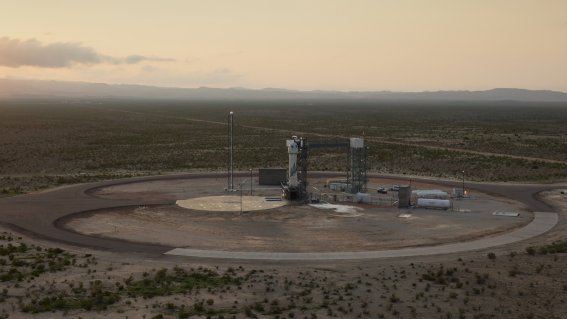 Blue Origin เลื่อนทริปท่องขอบอวกาศไปเป็น 29 มี.ค. Pete Davidson ขอถอนตัว