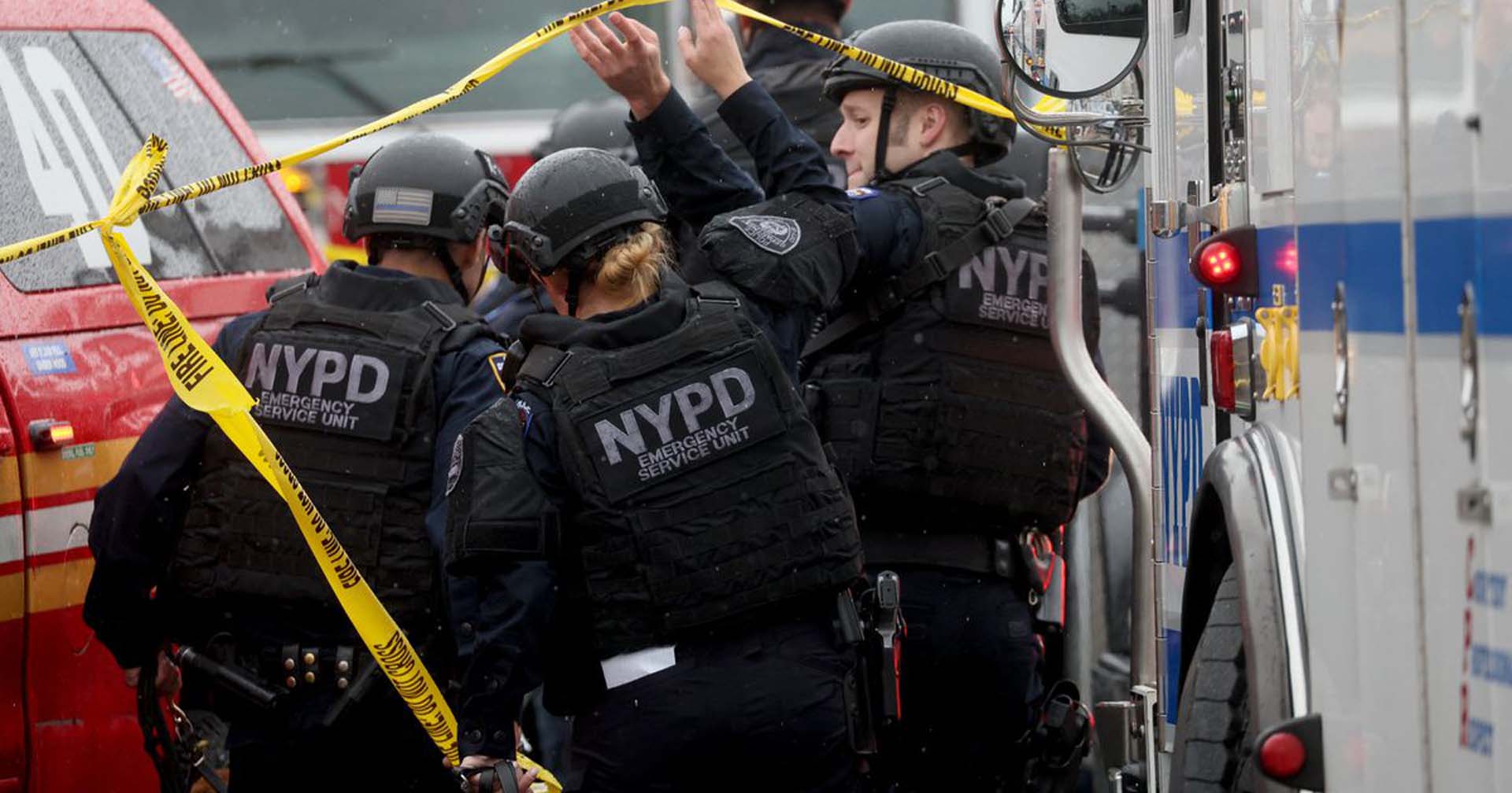 ยอดบาดเจ็บเหตุกราดยิงนิวยอร์กพุ่ง 16 ราย-ตำรวจไม่ตัดประเด็นก่อการร้าย