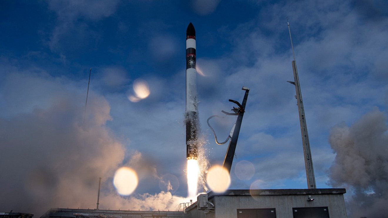 Rocket Lab จะปล่อยภารกิจ We Will Never Desert You ส่งดาวเทียม Acadia ของ Capella