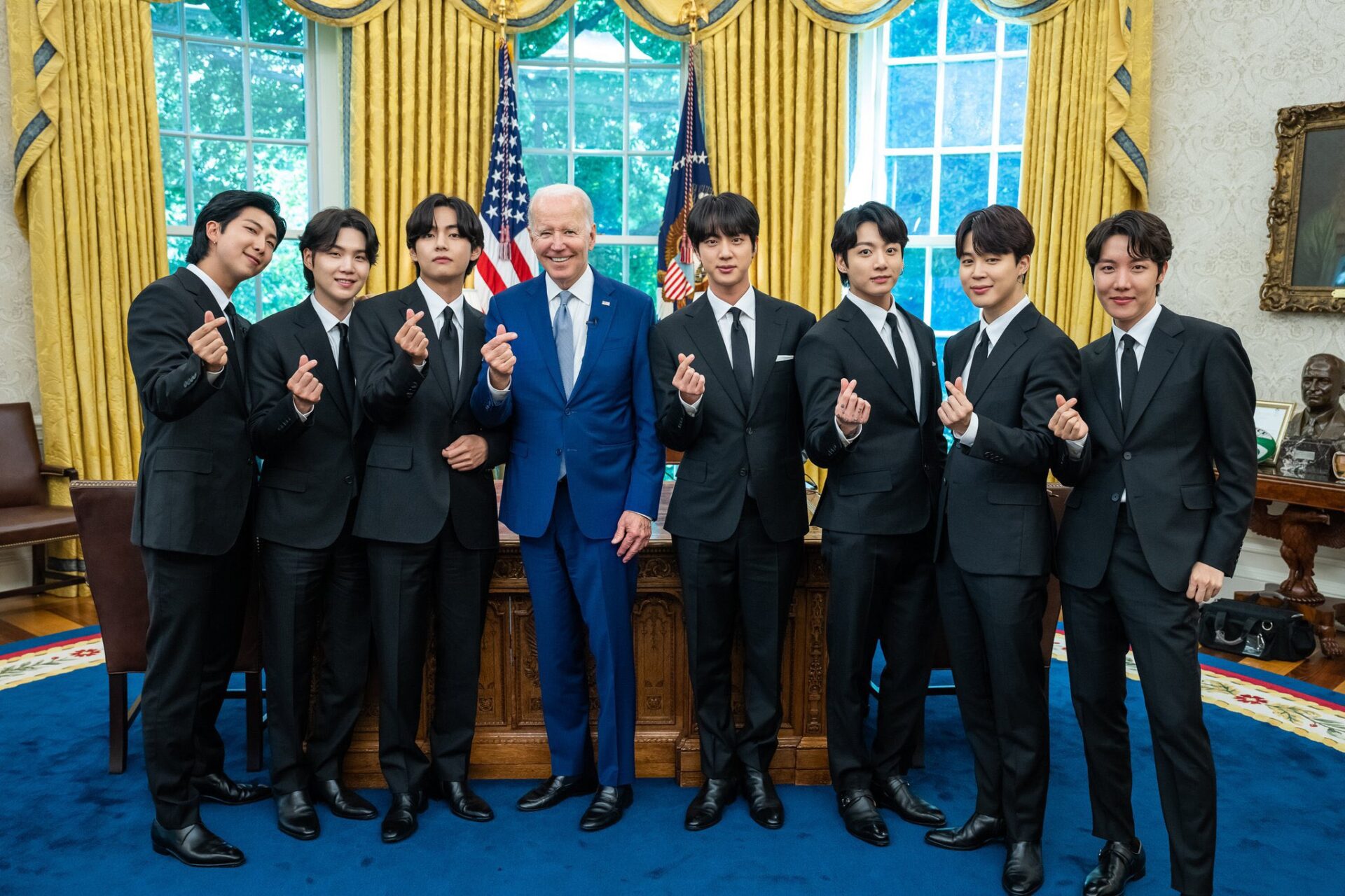 ‘BTS’ เข้าร่วมประชุมกับ ประธานาธิบดี Joe Biden เรื่องการเหยียดเชื้อชาติเอเชีย