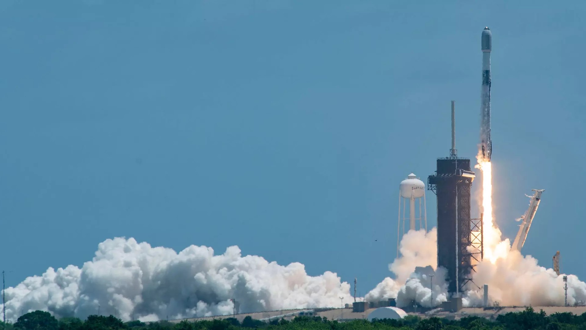 SpaceX จะปล่อยดาวเทียม Starlink เพิ่มอีก 51 ดวงในภารกิจ Group 4-20