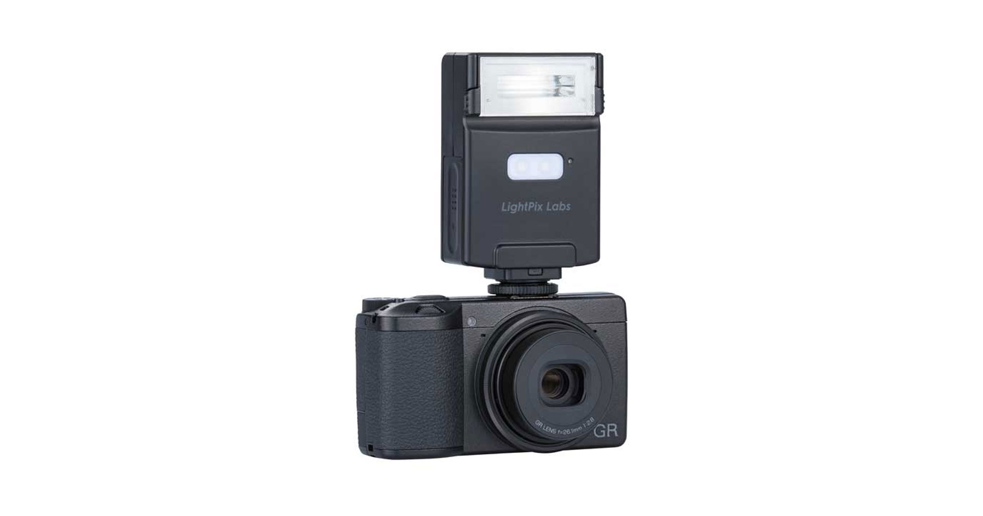 Ricoh Japan เปิดตัวแฟลชรุ่นพิเศษ Flash Q Q20II ในสี Matte Black เข้าคู่กับกล้อง Compact ซีรีส์ GR