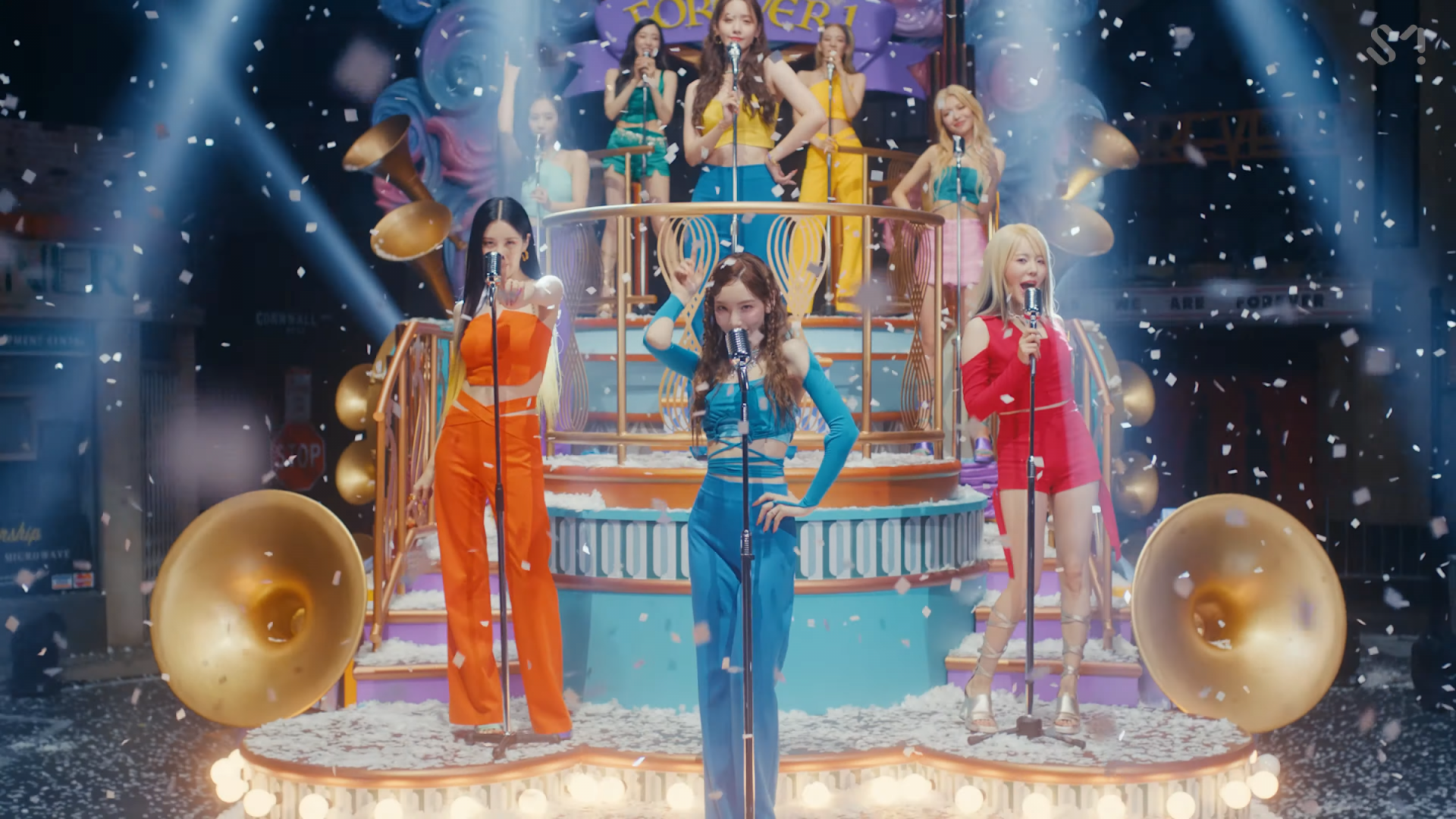 ผู้กำกับ MV “FOREVER 1” ของ Girls’ Generation ออกมายอมรับว่าเลียนแบบโลโก้ของดิสนีย์
